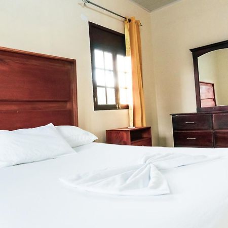 Hostal Eden Moyogalpa Exteriér fotografie