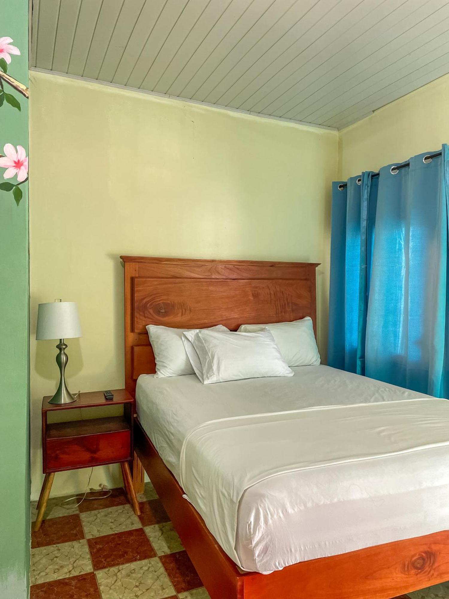 Hostal Eden Moyogalpa Exteriér fotografie