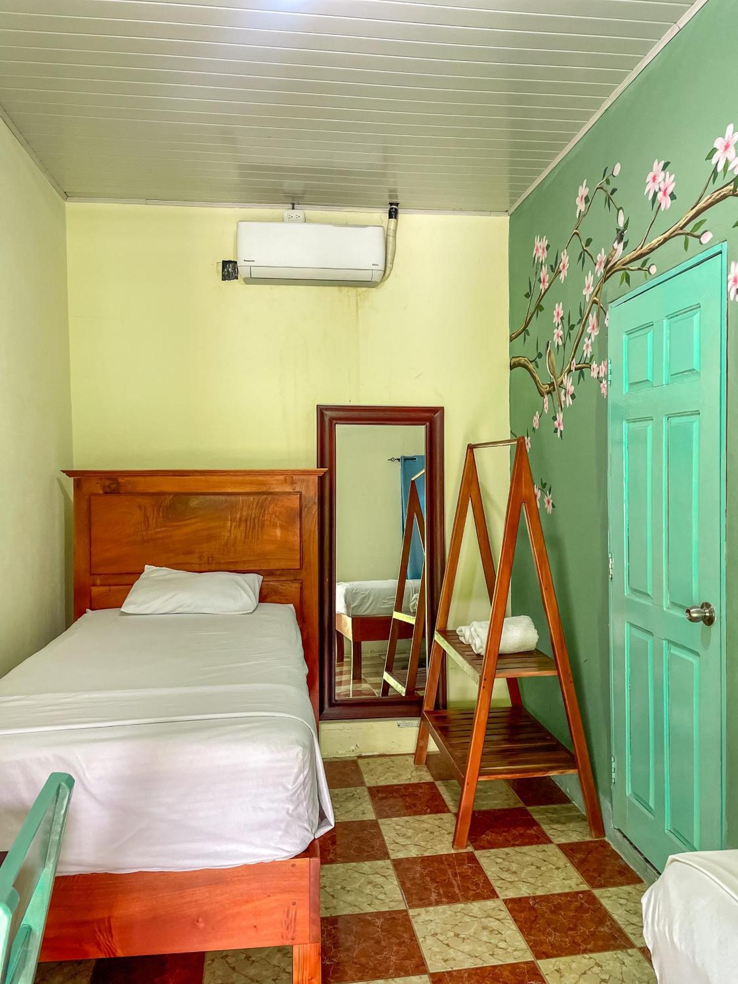 Hostal Eden Moyogalpa Exteriér fotografie