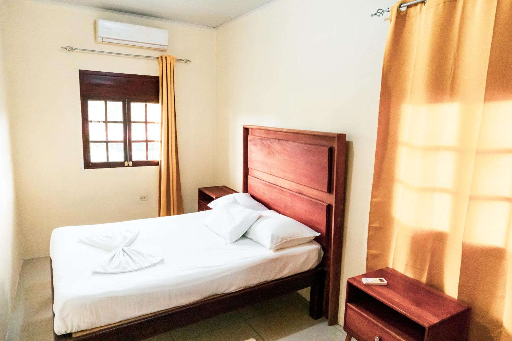 Hostal Eden Moyogalpa Exteriér fotografie